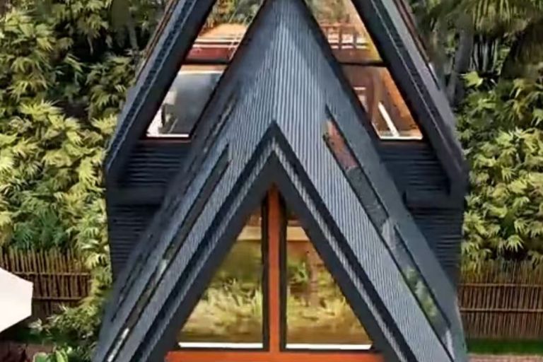Tiny Shed